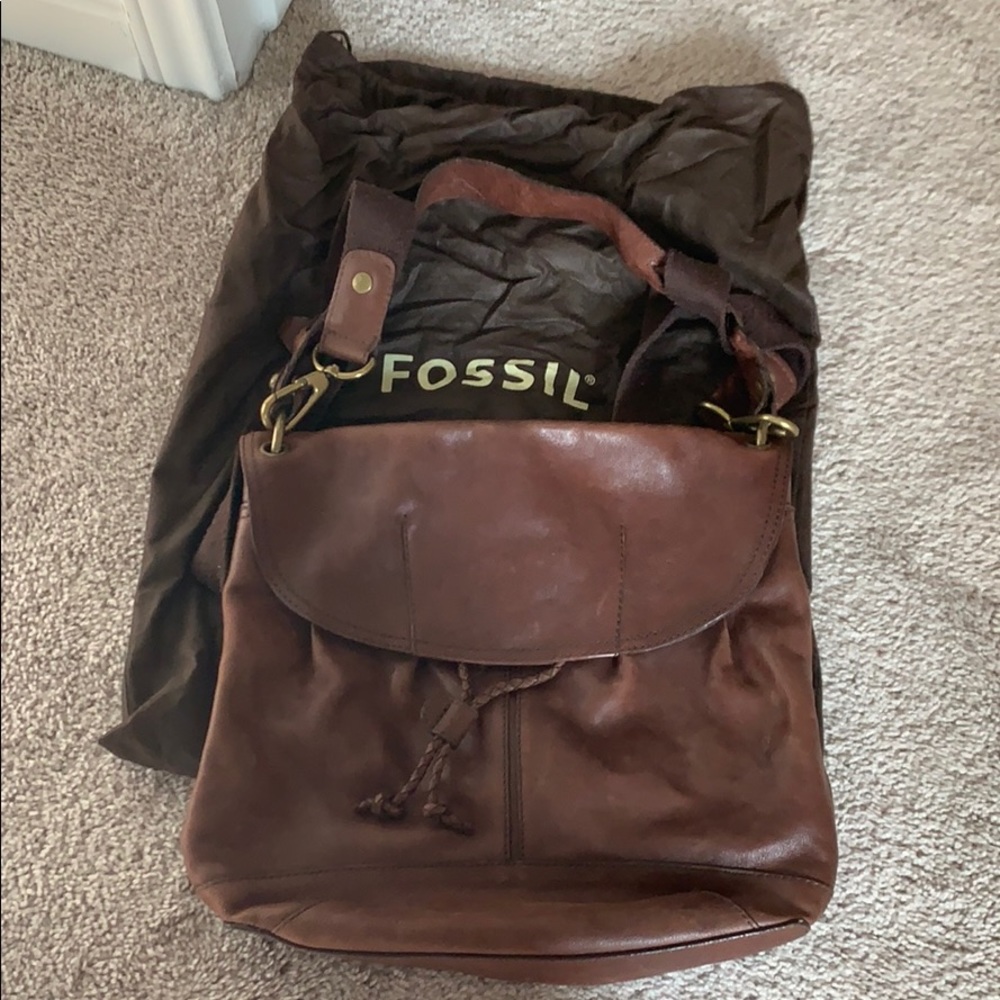 Brown leather fossil crossbody bag